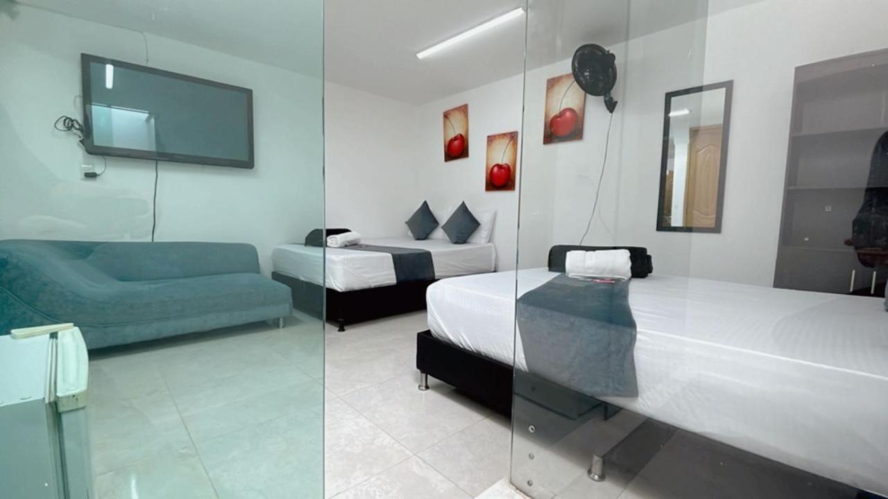 Lleras Place Hotel เมเดยิน ภายนอก รูปภาพ