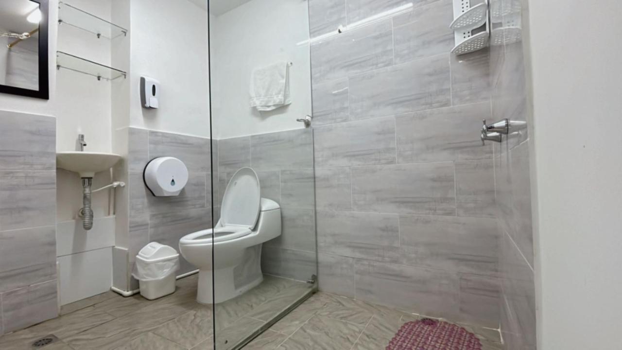 Lleras Place Hotel เมเดยิน ภายนอก รูปภาพ